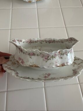 Antique Limoges Haviland Gravy Boat and Underplate